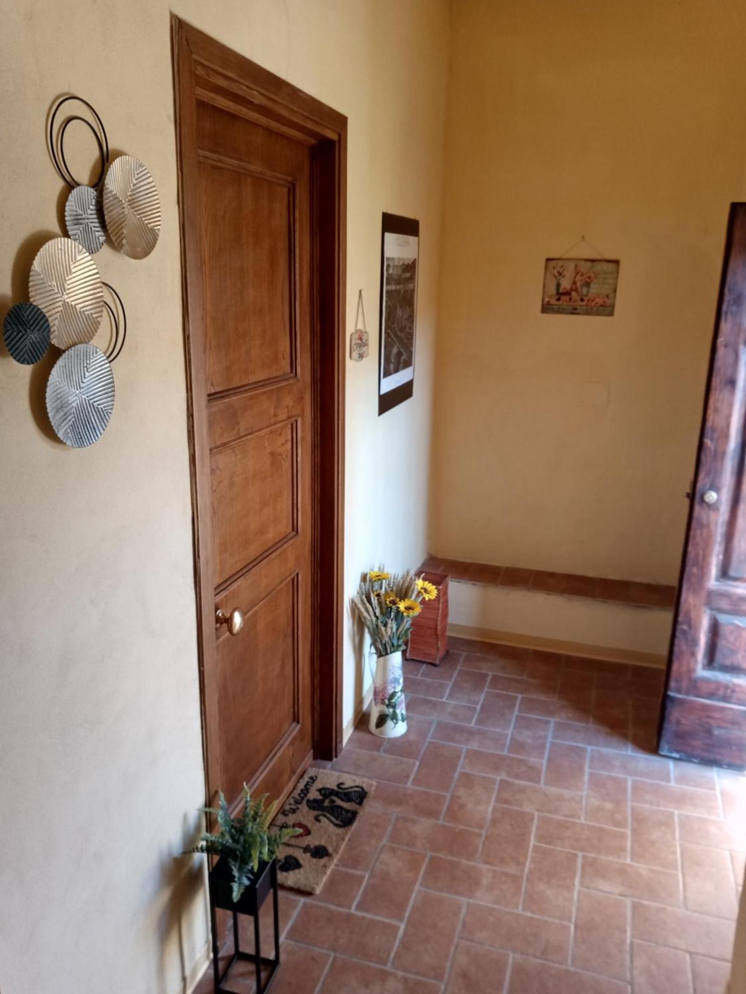 Appartamento Vacanze Volterra Esterno foto